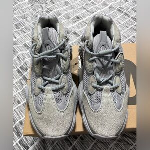 Yeezys 500